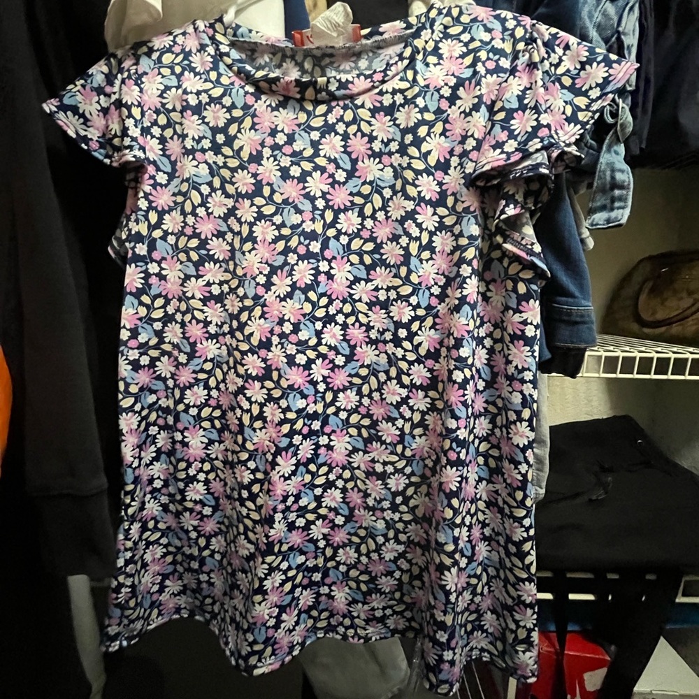 Flower pattern T